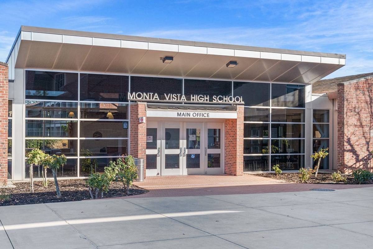 Monta Vista High School, Cupertino, California