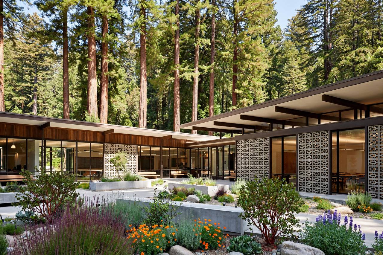 Top-rated school near Flood Park, Menlo Park
