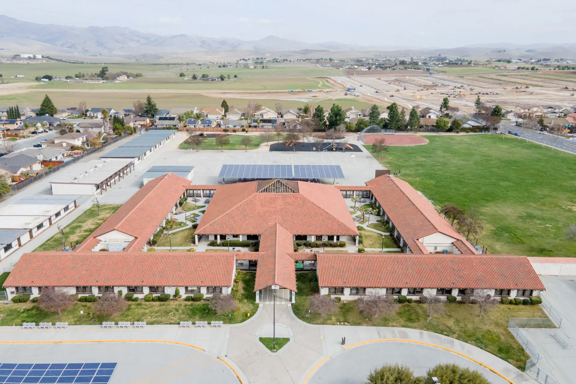 California elementary school campus
