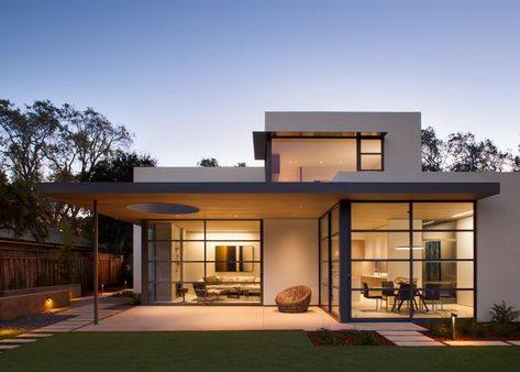 Contemporary California house architecture