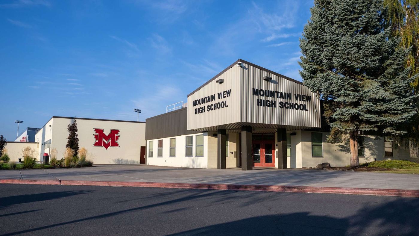 Mountain View High School campus, Mountain View, California